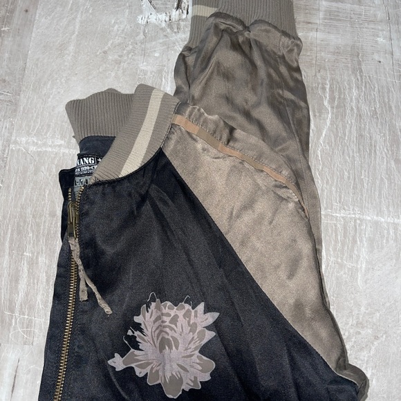 Danang Silk Jacket koi fish - Picture 5 of 5